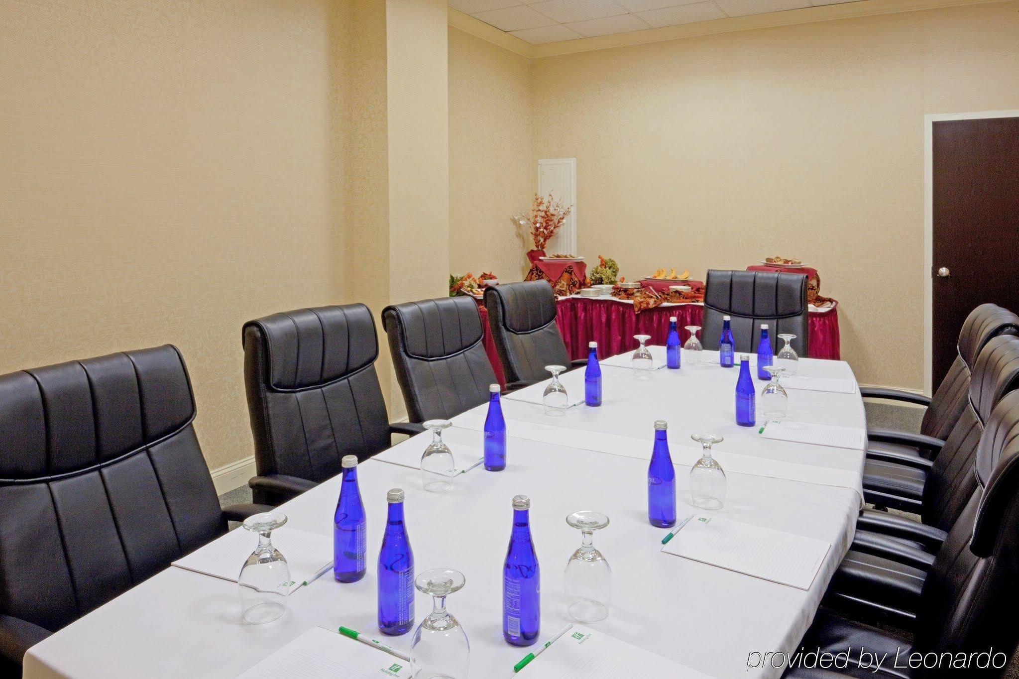 Holiday Inn Boston - Dedham Hotel & Conference Center By Ihg Exterior photo