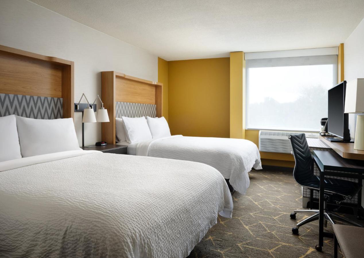 Holiday Inn Boston - Dedham Hotel & Conference Center By Ihg Exterior photo