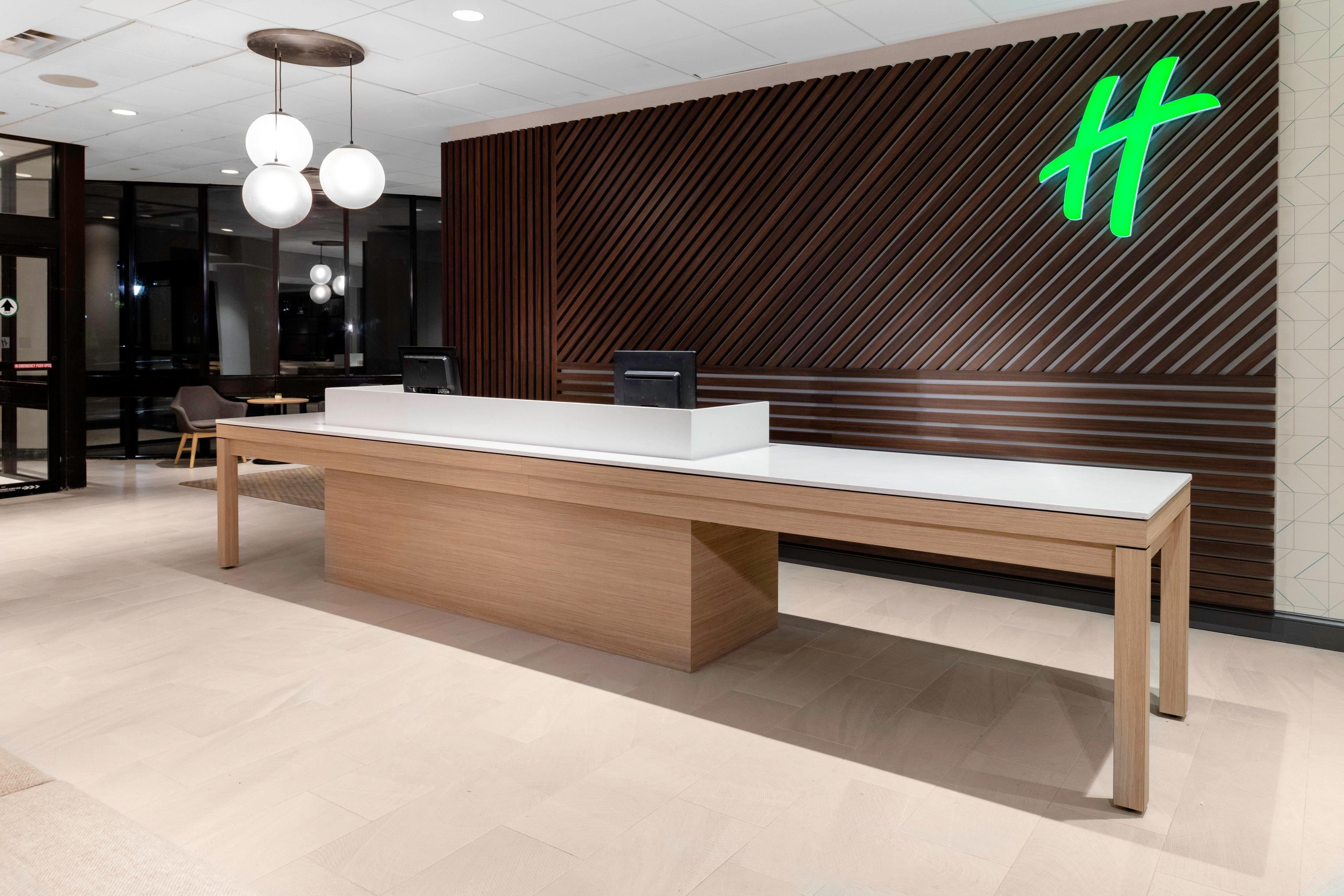 Holiday Inn Boston - Dedham Hotel & Conference Center By Ihg Exterior photo
